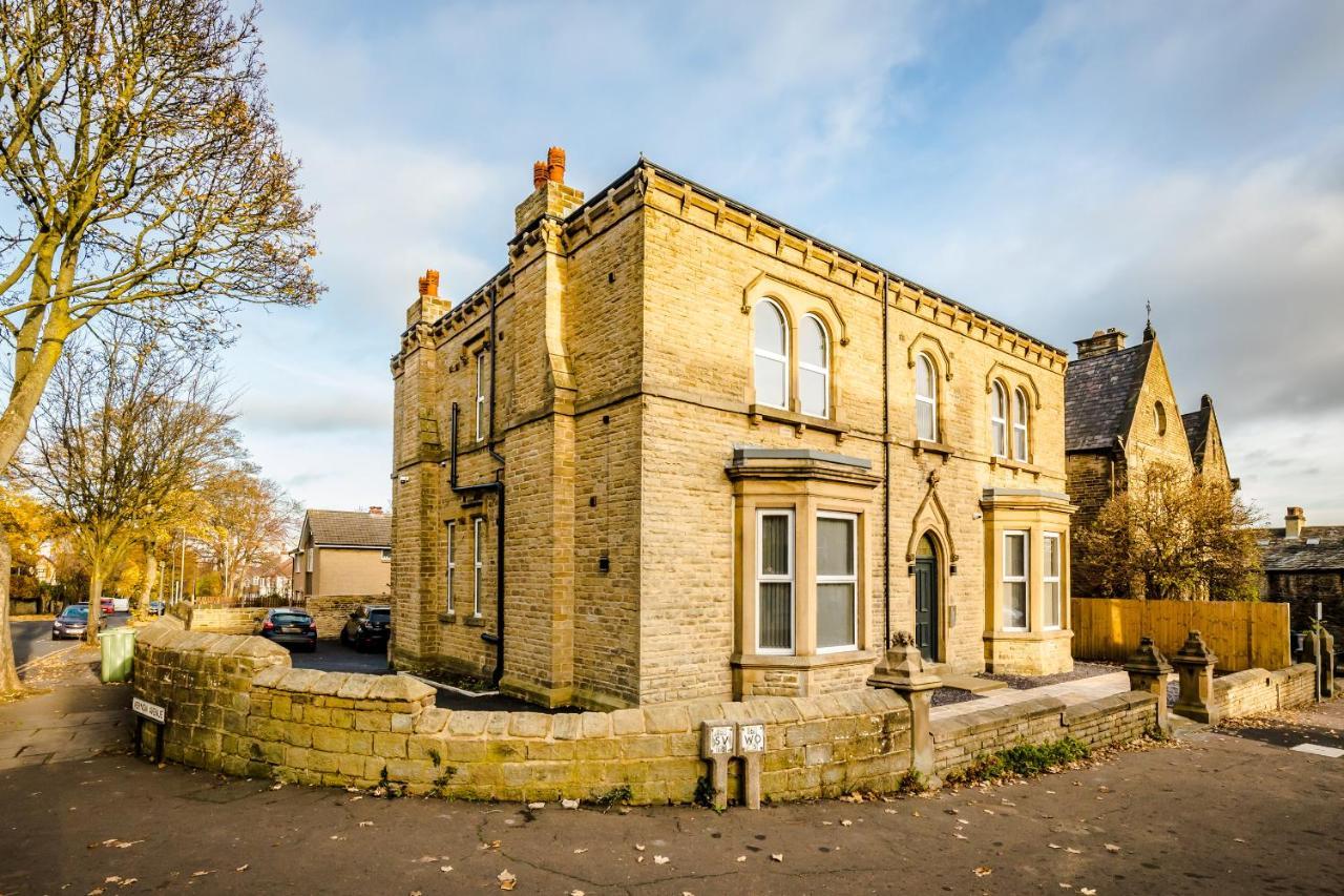 Greenhead Central Apartment Huddersfield Exterior photo